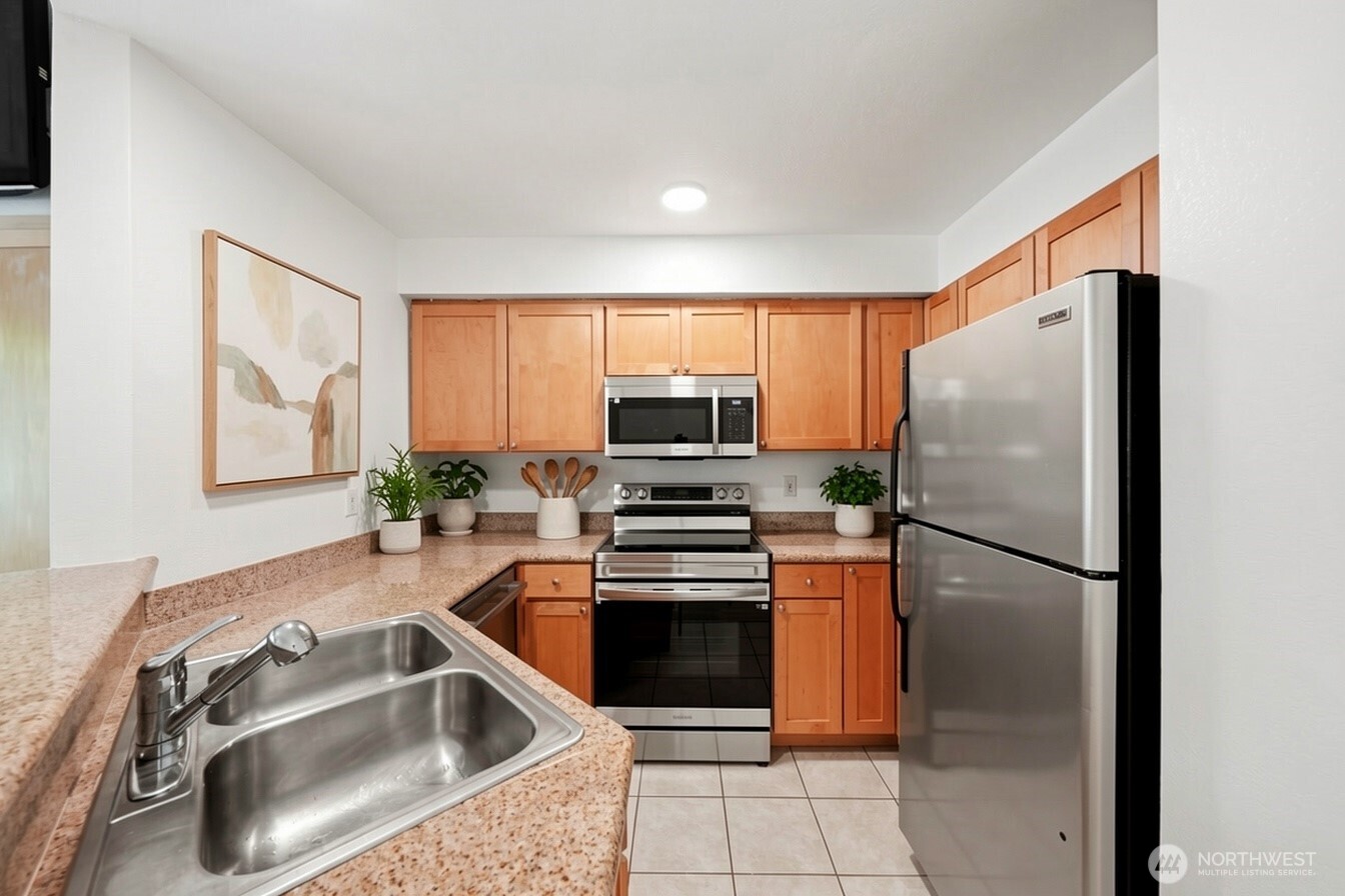 300 10th Avenue Unit: A110