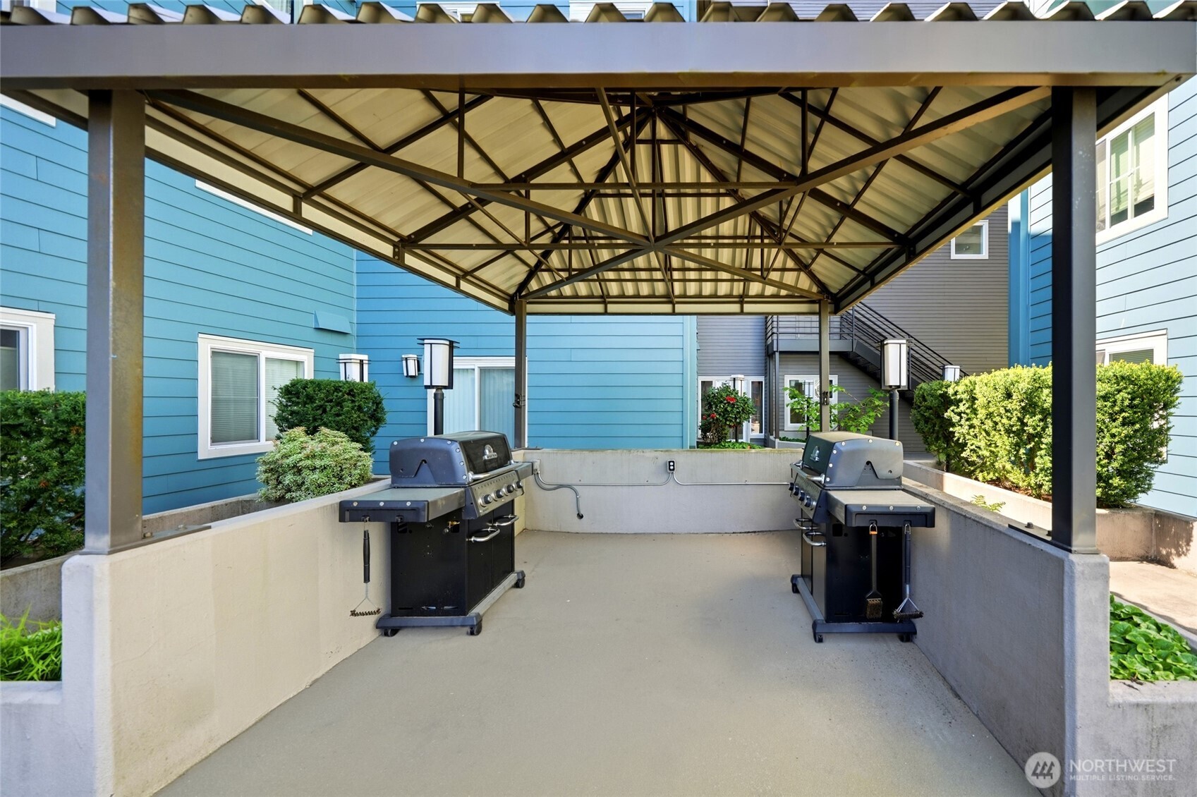 300 10th Avenue Unit: A110