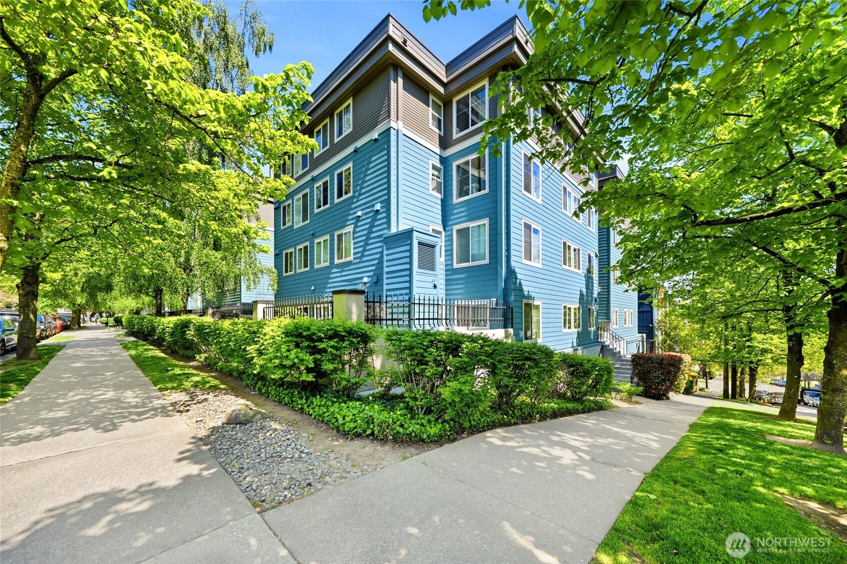 300 10th Avenue Unit: A110