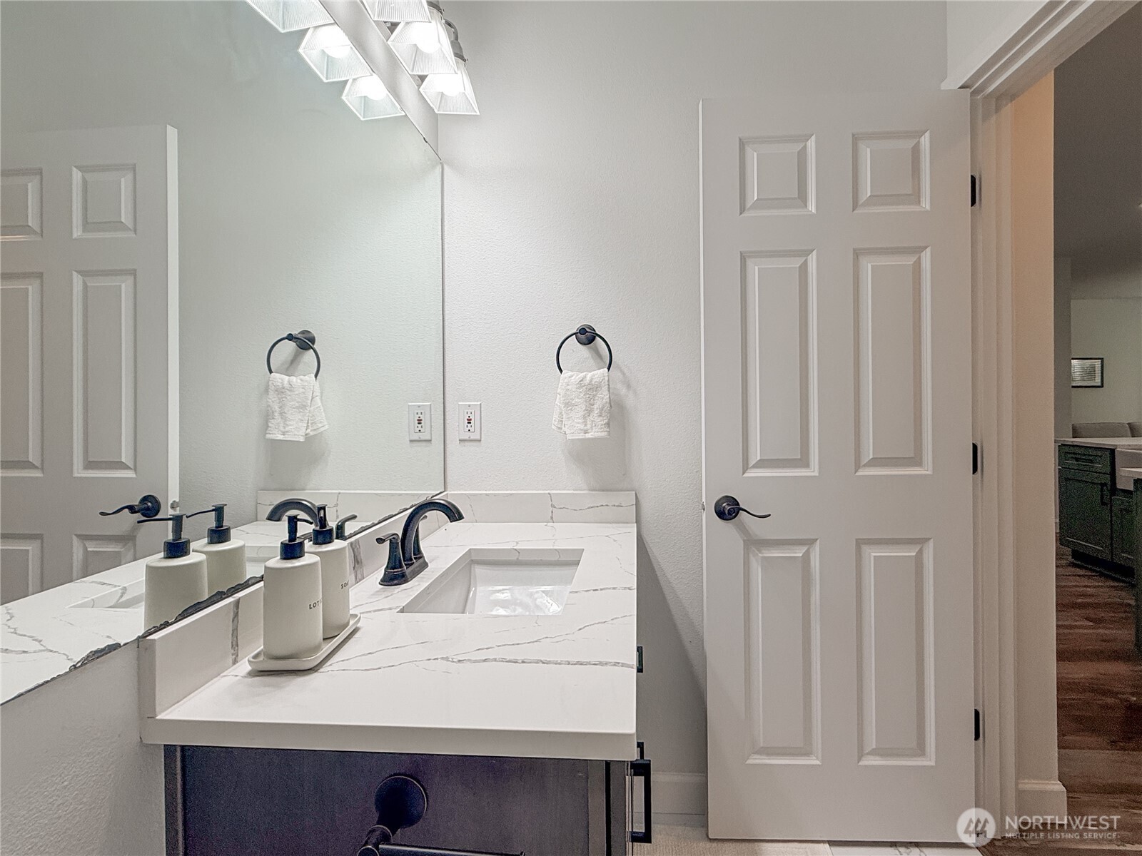 12208 NE 24th Street Unit: 124