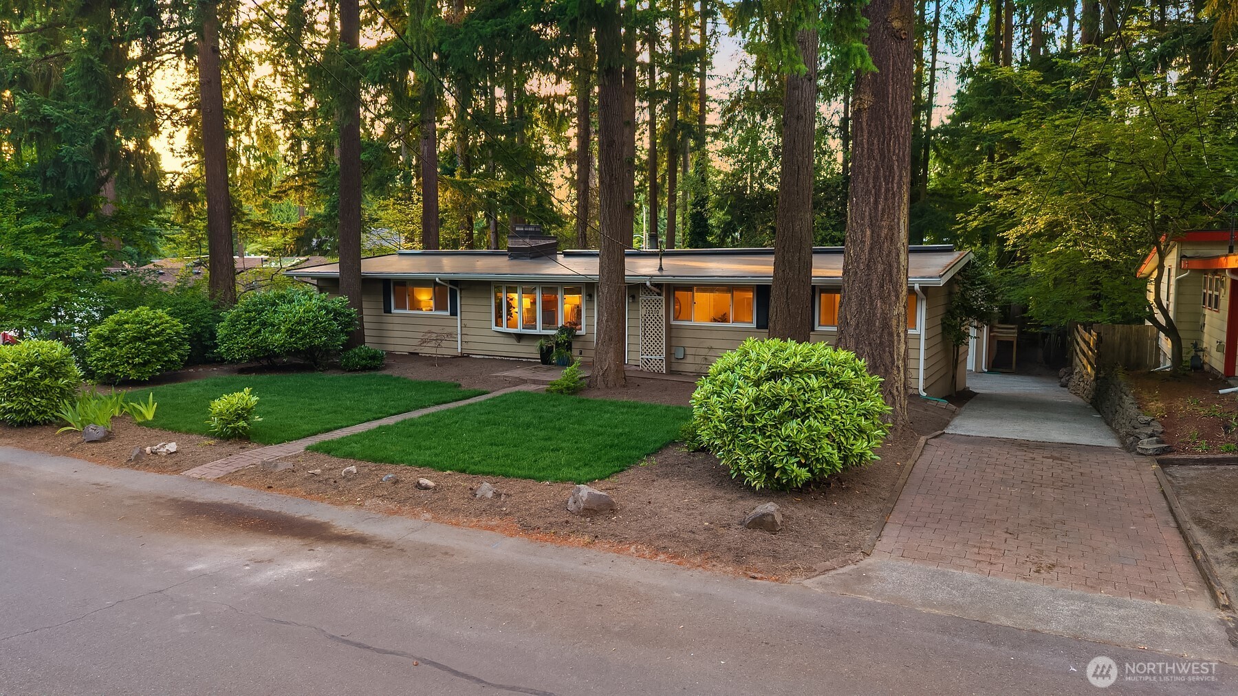 12210 NE 64th Street