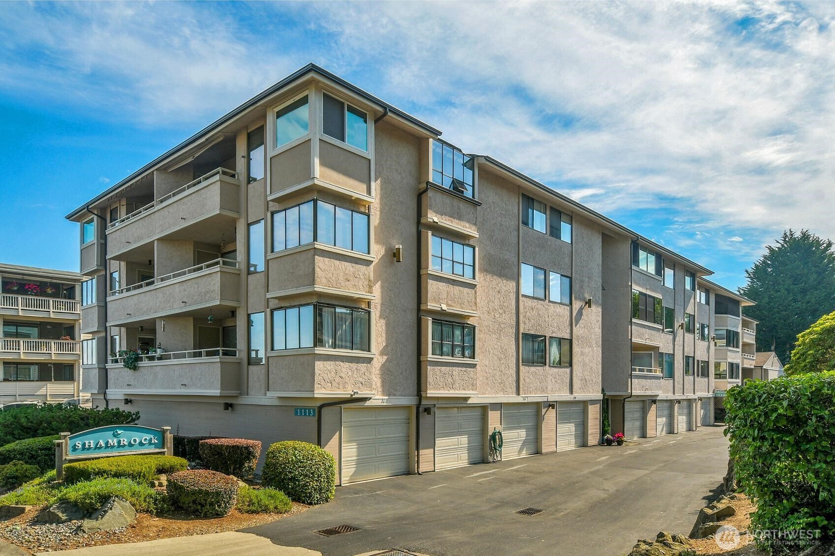 1113 5th Avenue S Unit: 208