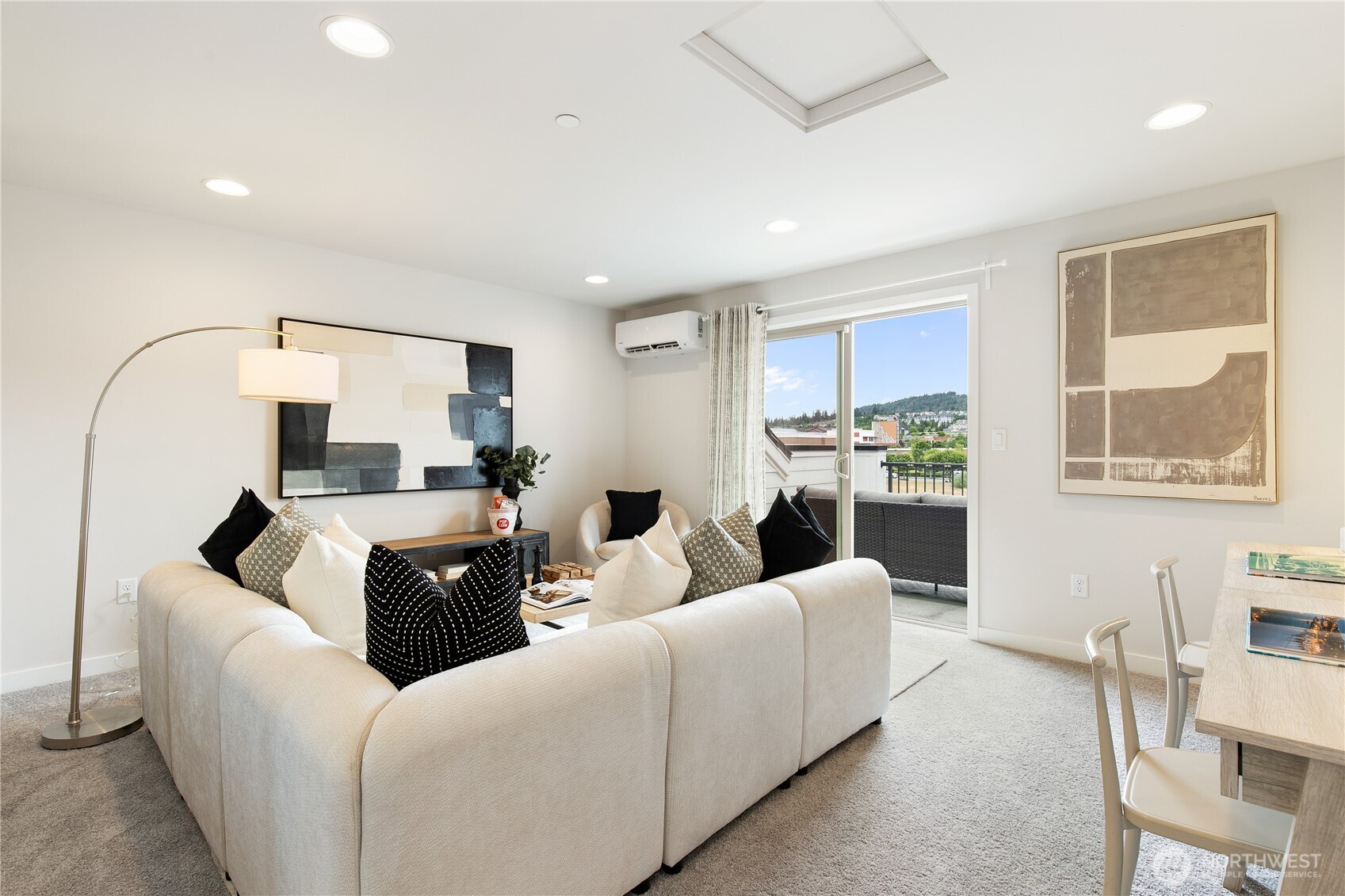 1429 8th Avenue NE Unit: 8