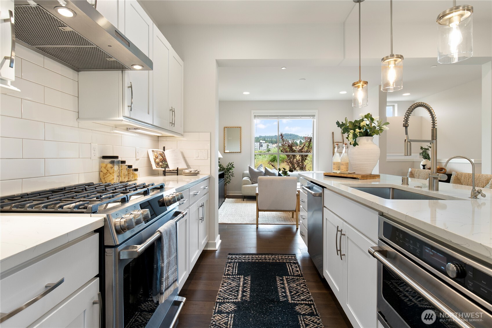 1429 8th Avenue NE Unit: 8
