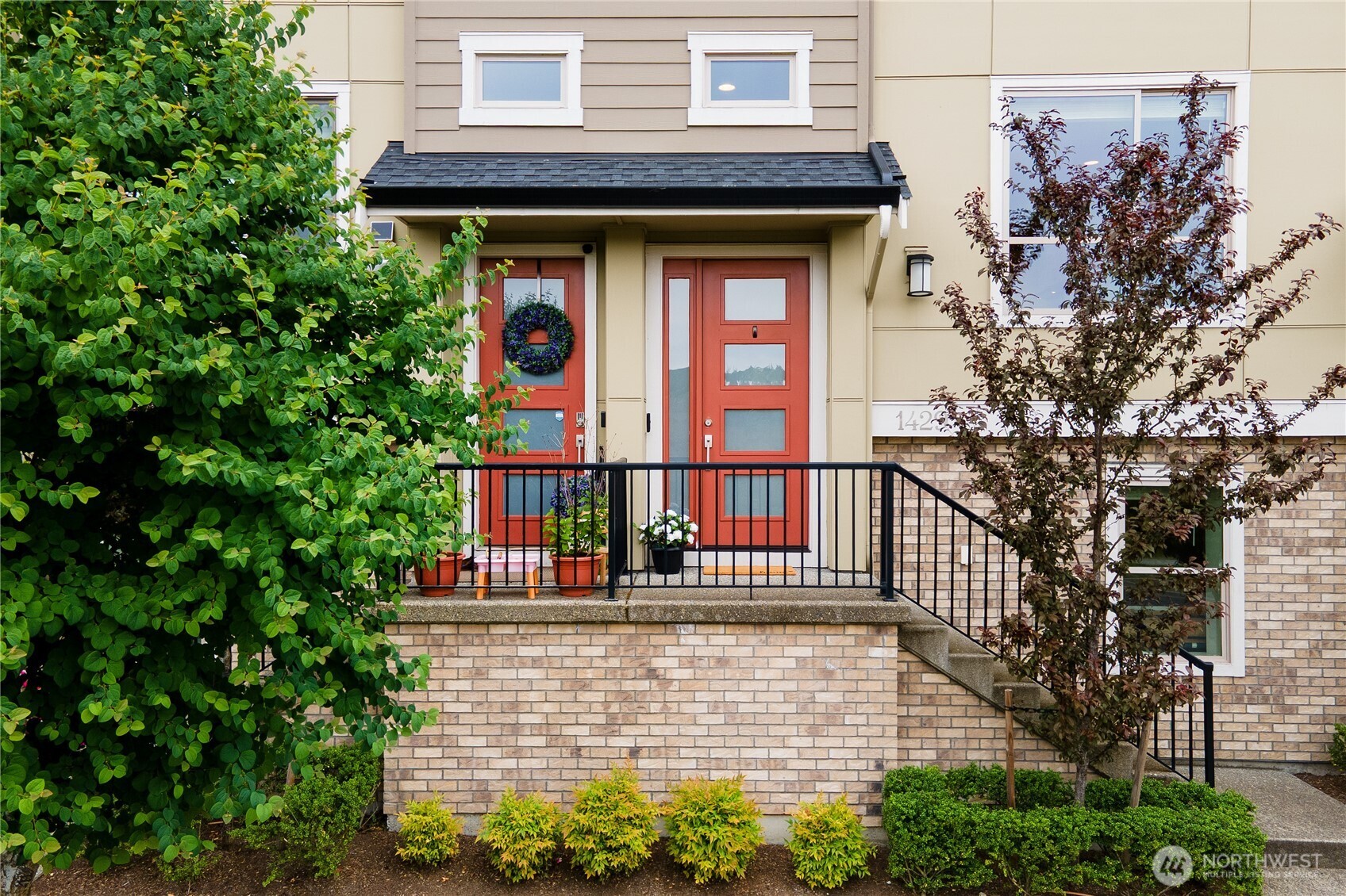 1429 8th Avenue NE Unit: 8