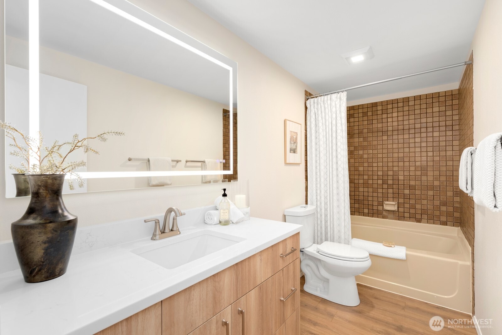 150 NE 95TH Street Unit: 302