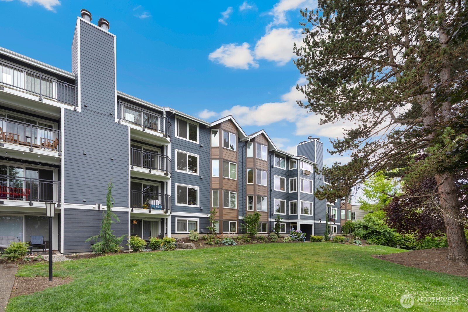 150 NE 95TH Street Unit: 302
