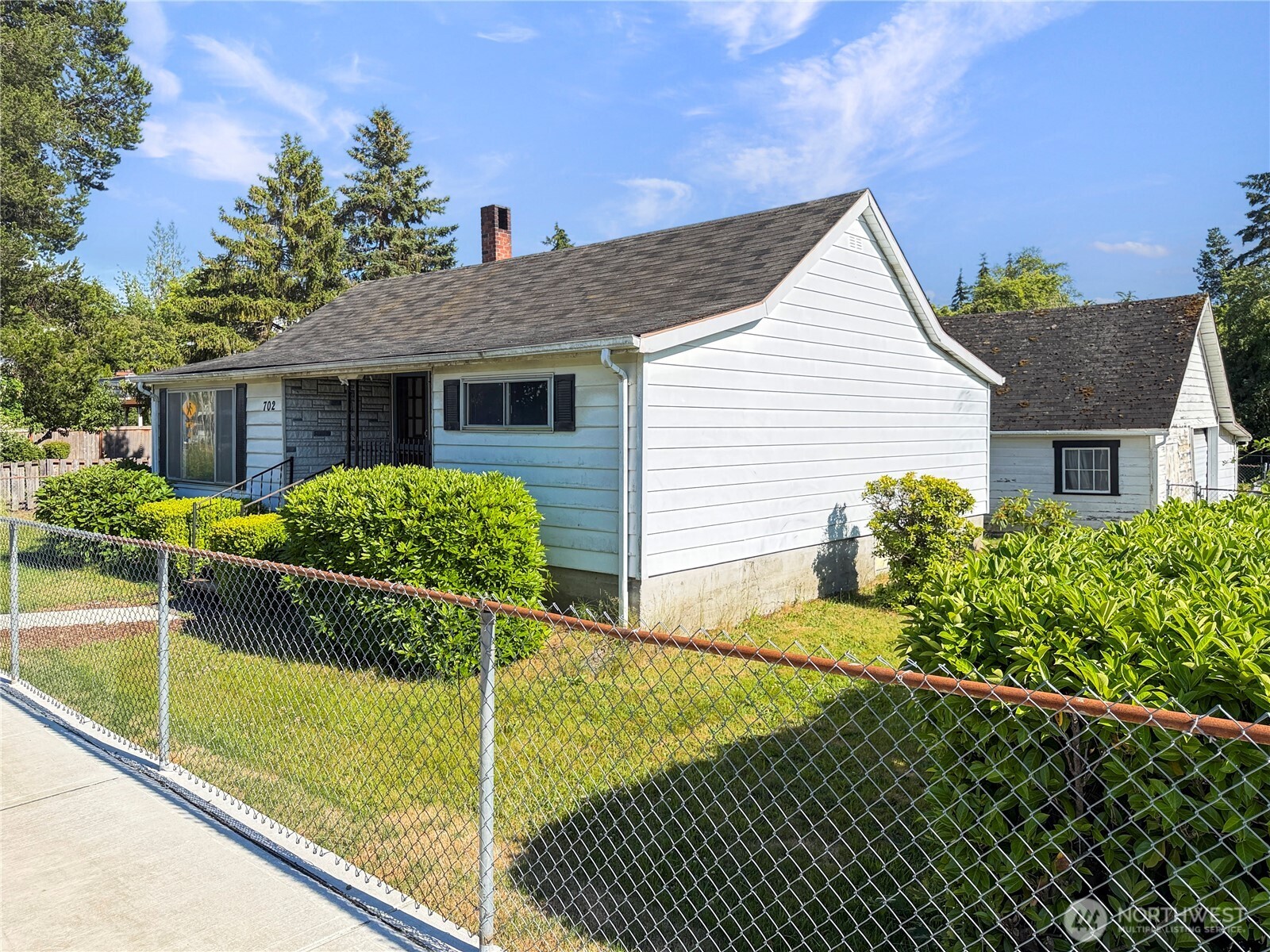 702 Martin Street