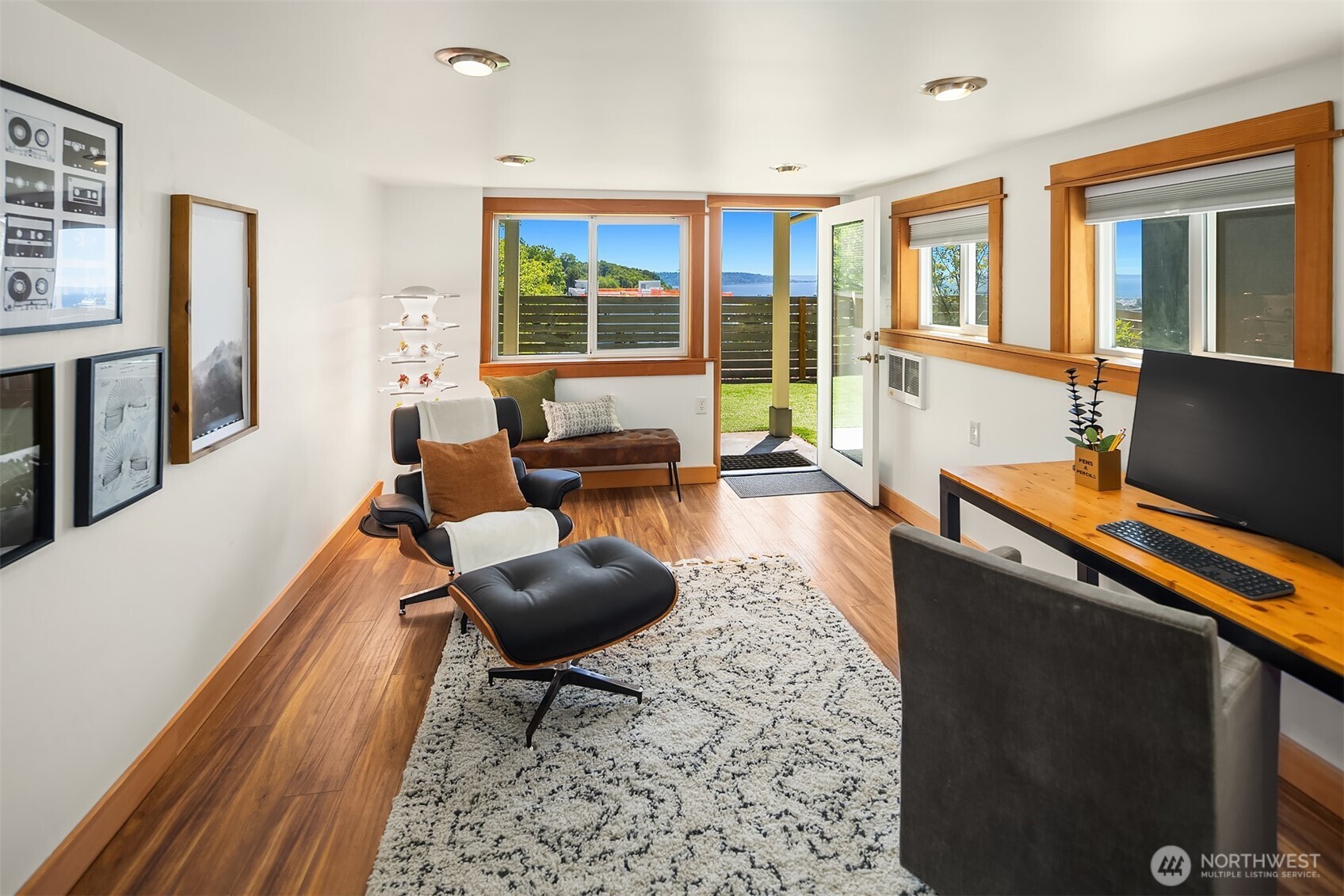 2508 13th Avenue W