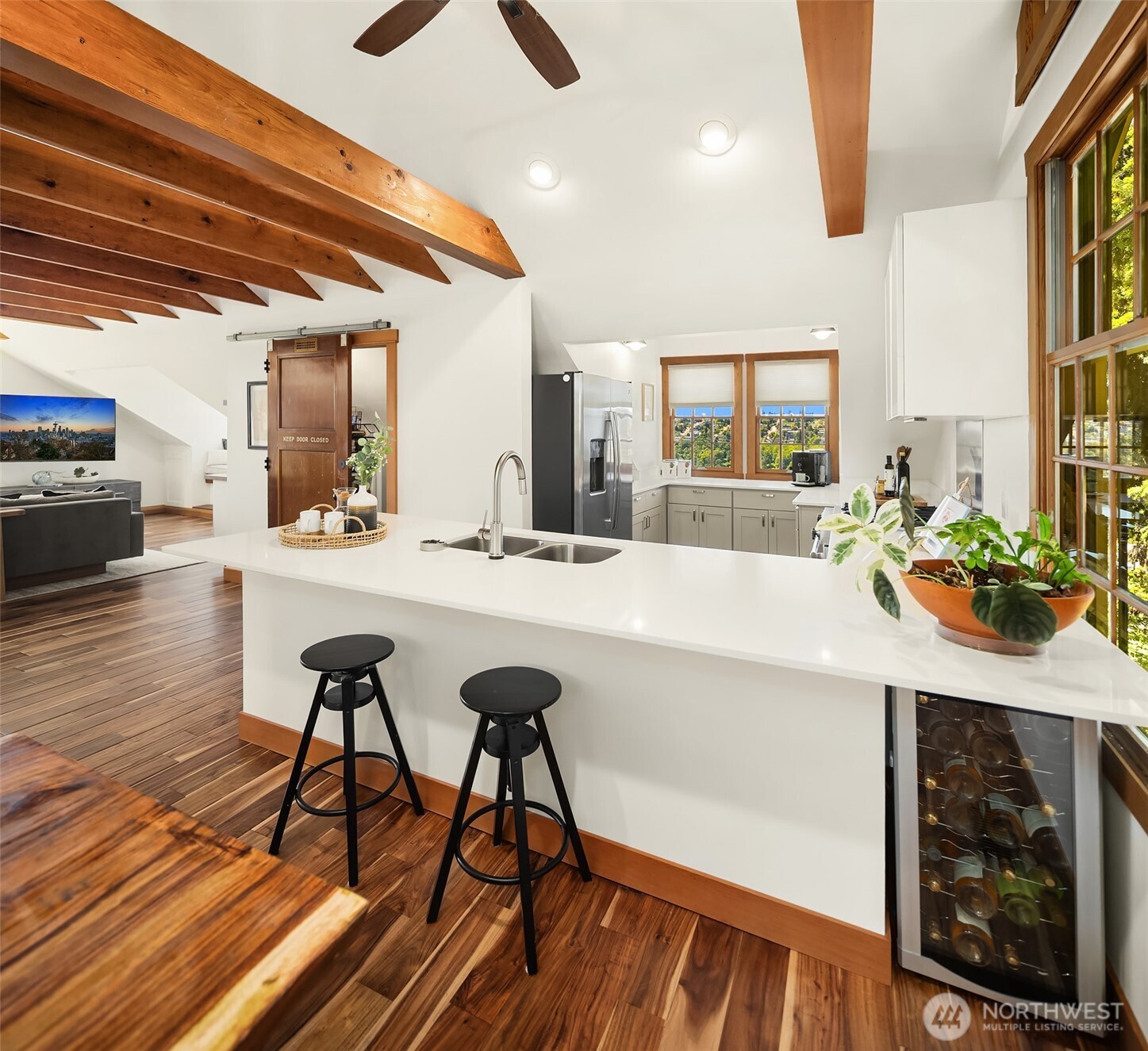 2508 13th Avenue W
