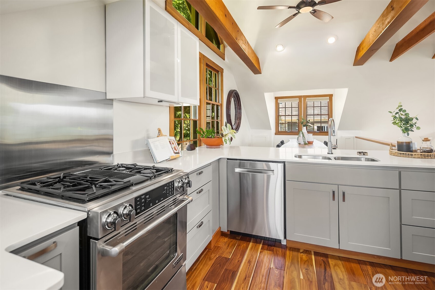 2508 13th Avenue W