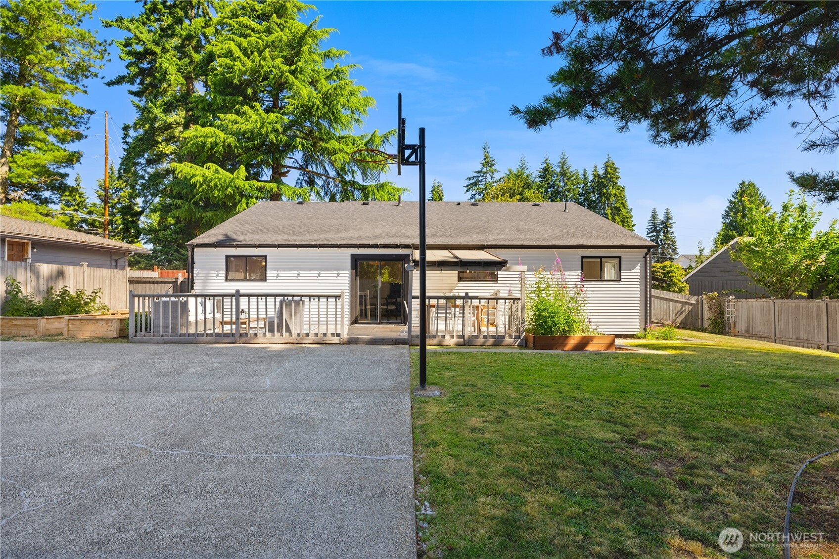 6716 Penny Lane