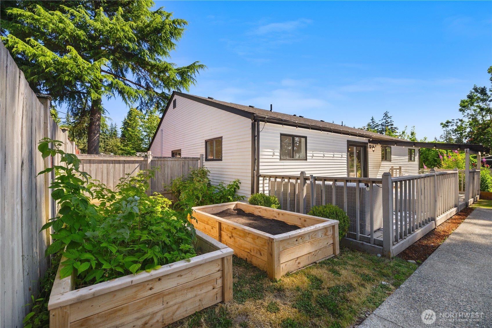 6716 Penny Lane