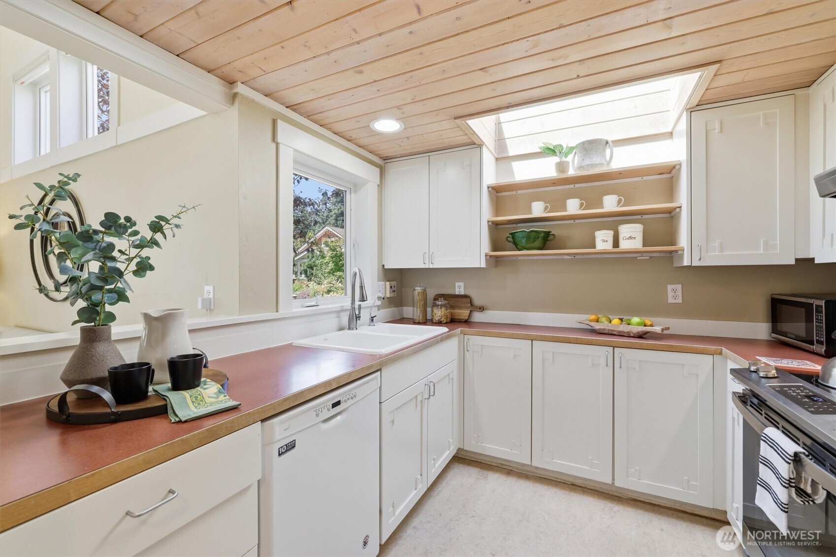 317 N 160TH Place