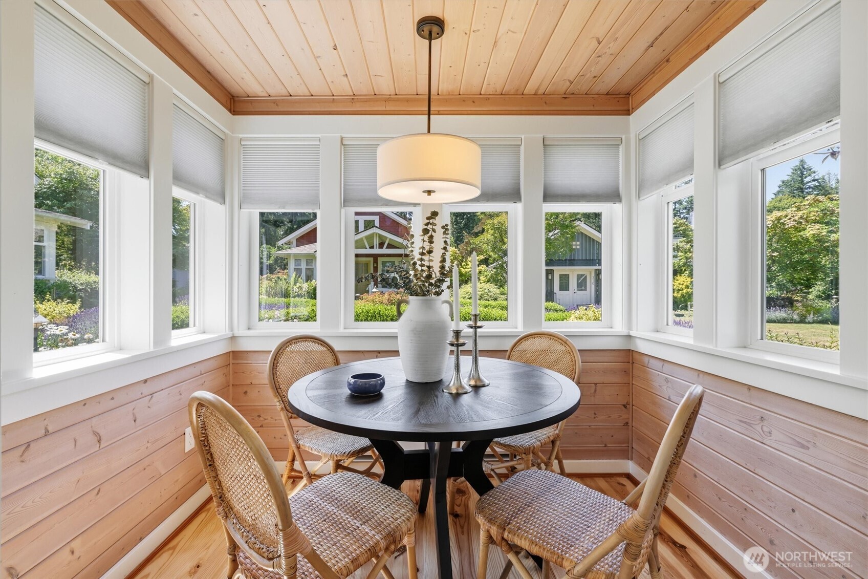 317 N 160TH Place