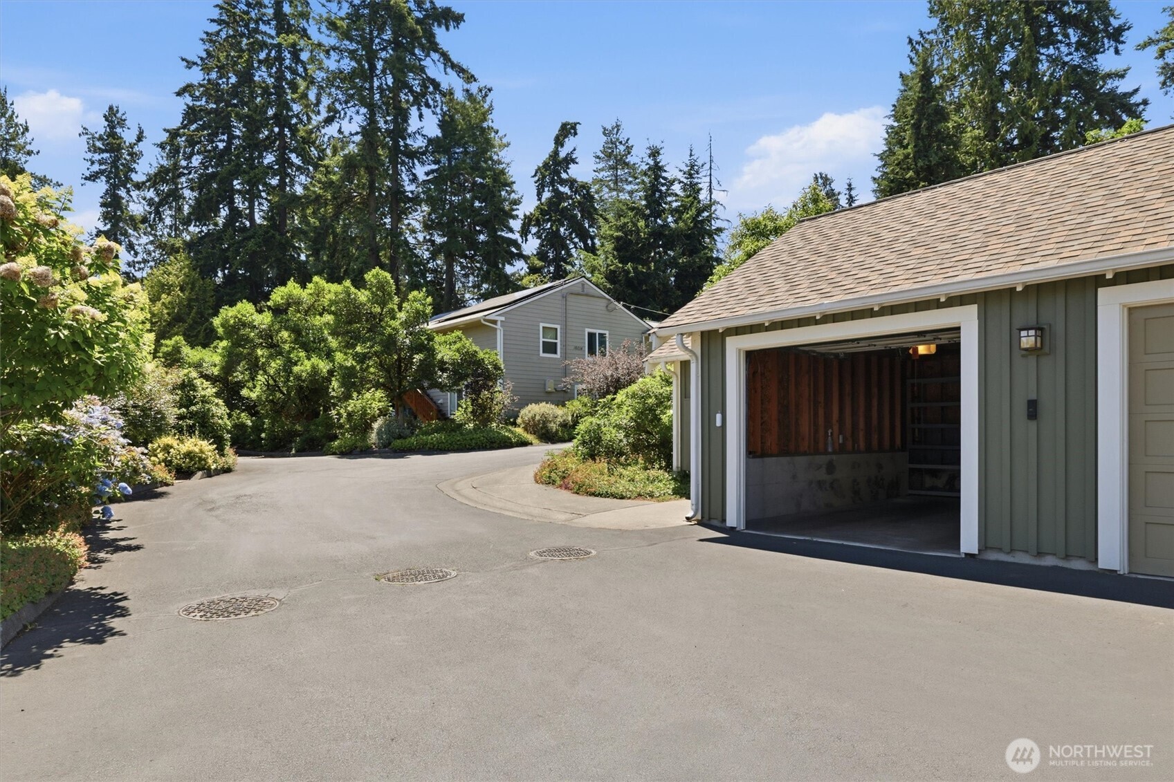 317 N 160TH Place