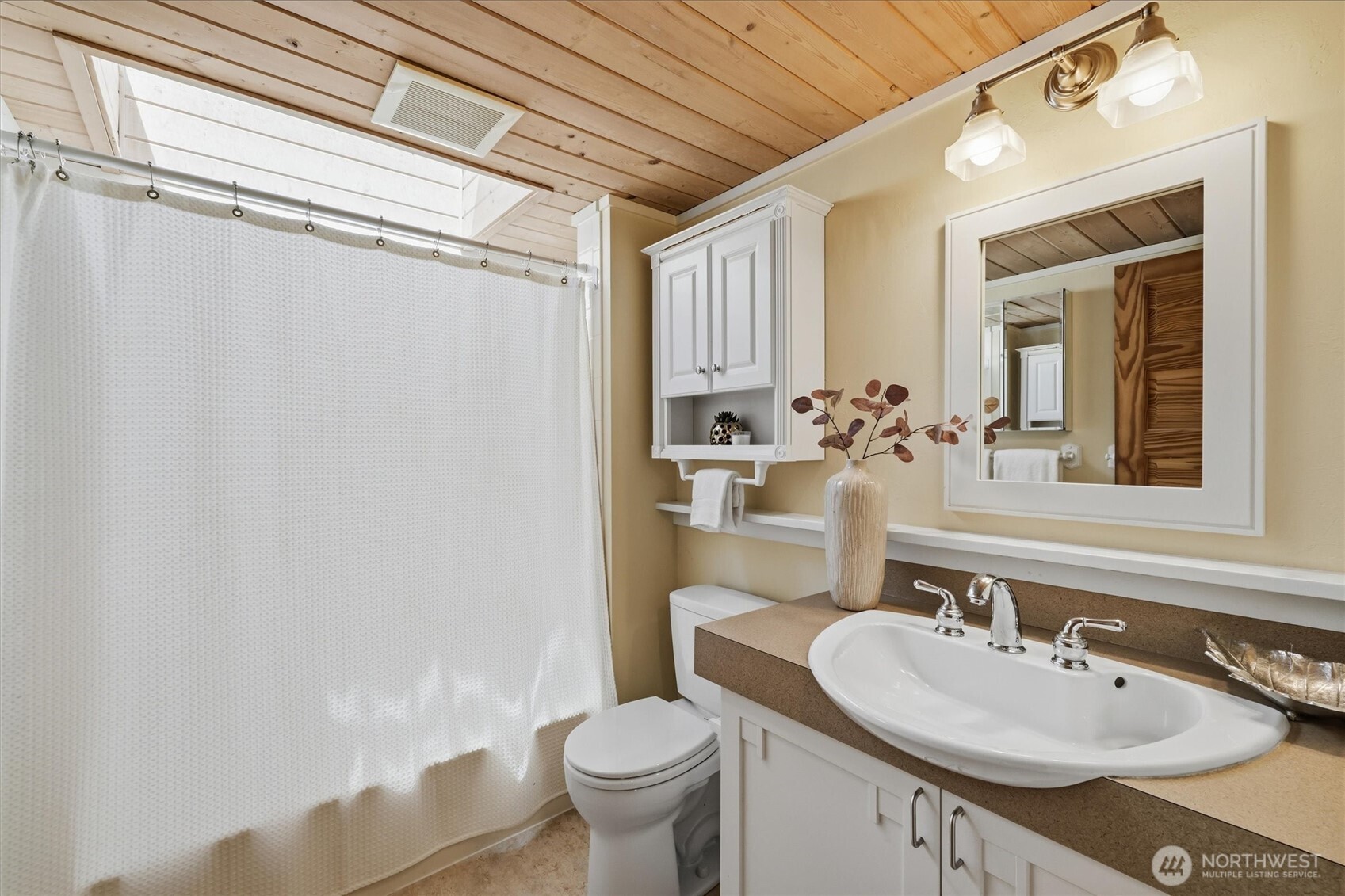 317 N 160TH Place