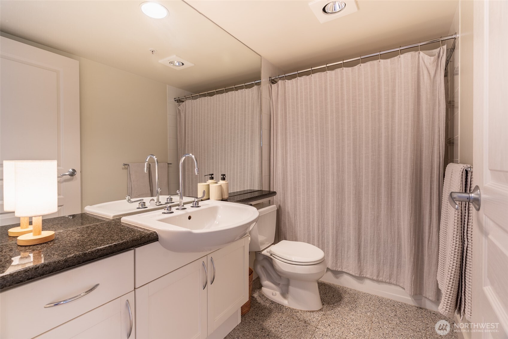 2929 1st Avenue Unit: 1219
