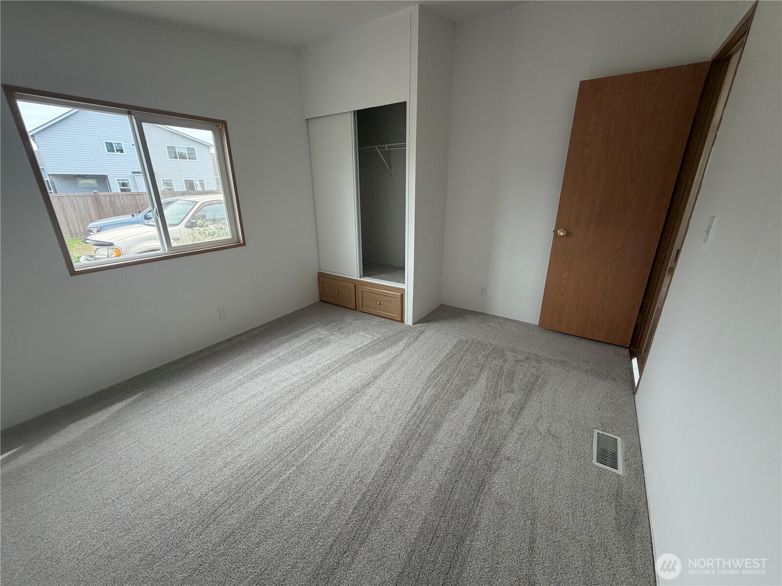 11901 55th Avenue NE Unit: 21