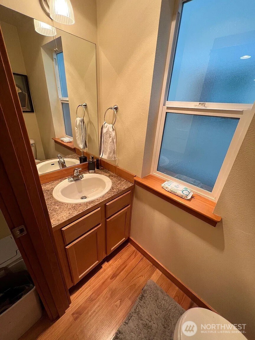 1121 N 94th Street Unit: B