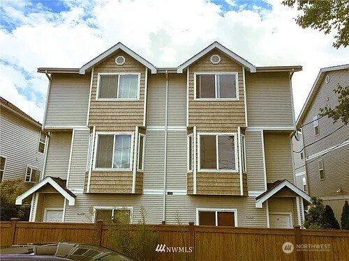 1121 N 94th Street Unit: B