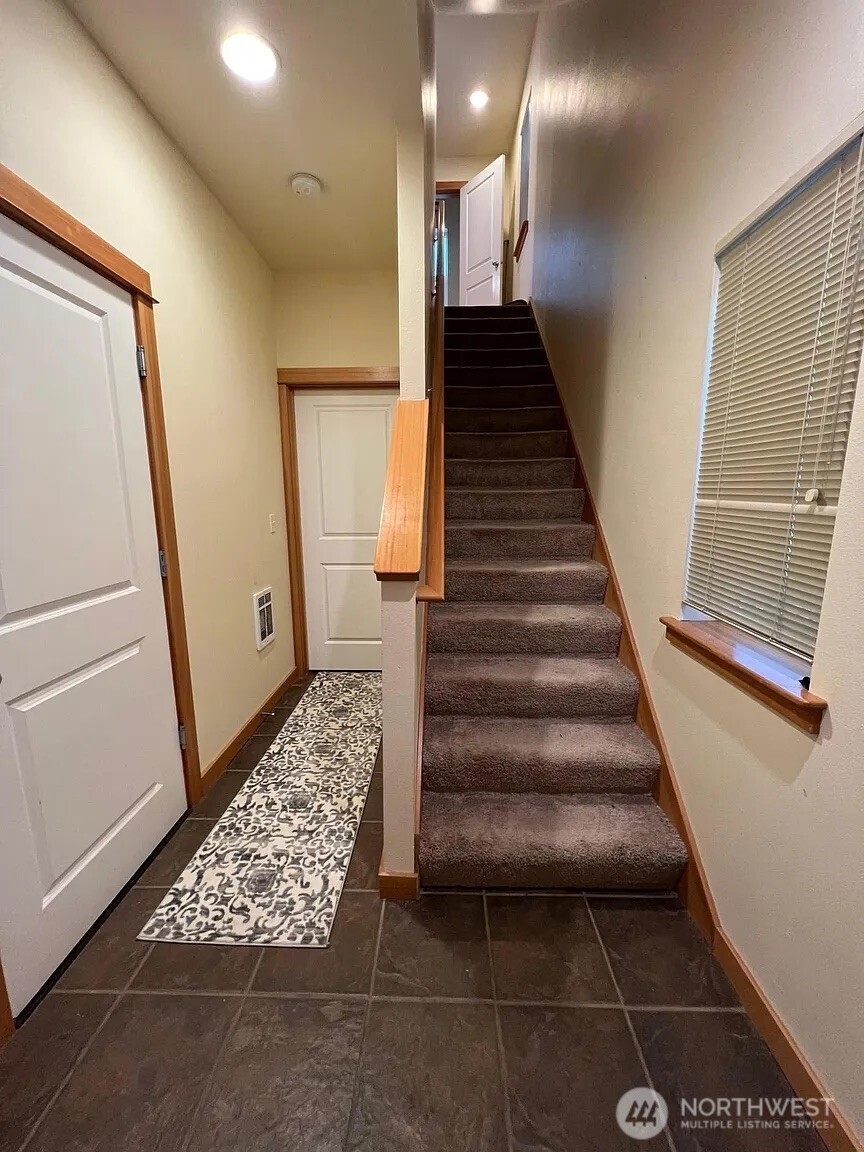 1121 N 94th Street Unit: B
