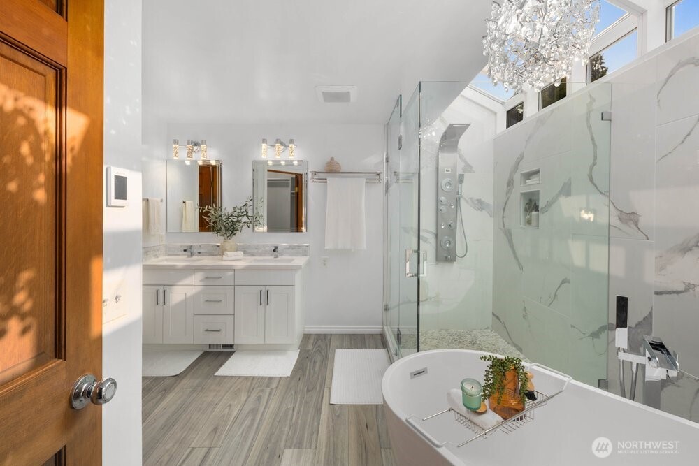 12138 NE 166th Place