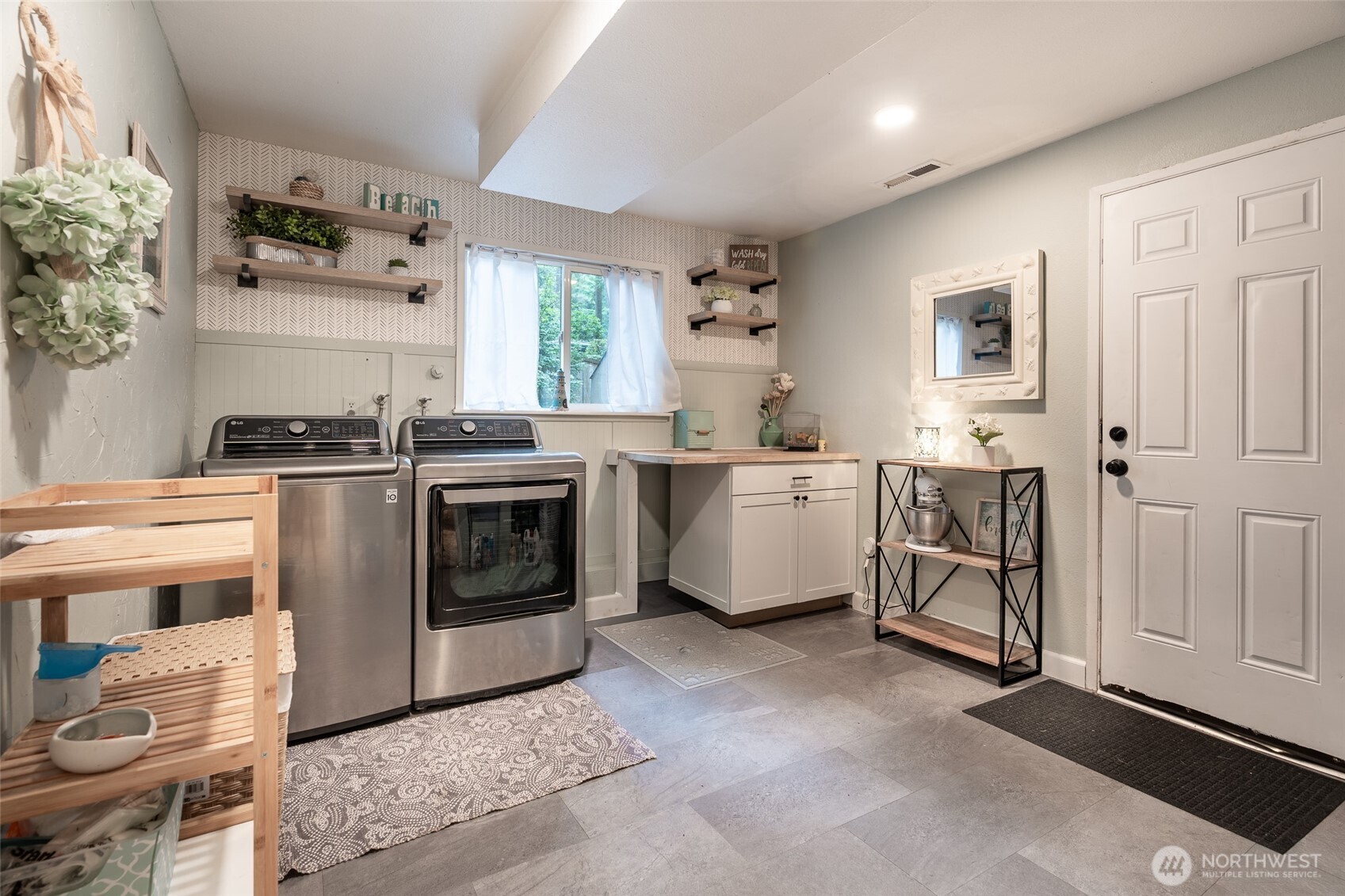 14102 NW 56th Avenue NW