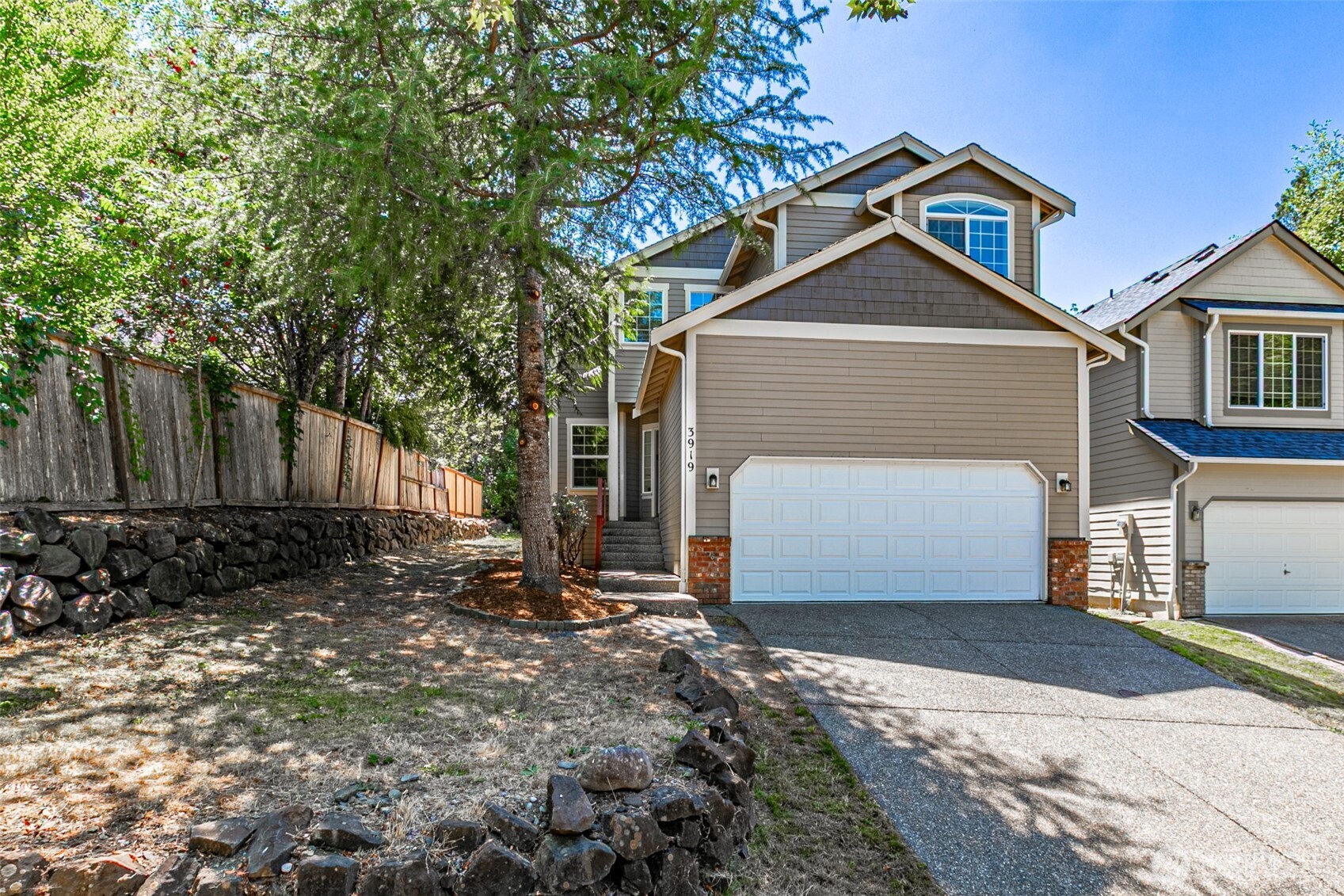3919 Cooper Crest Drive NW