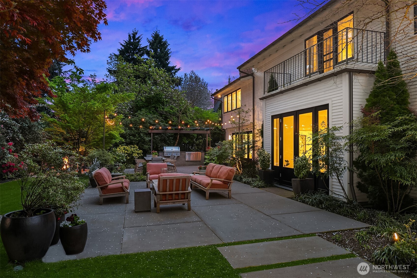 2017 Parkside Drive E