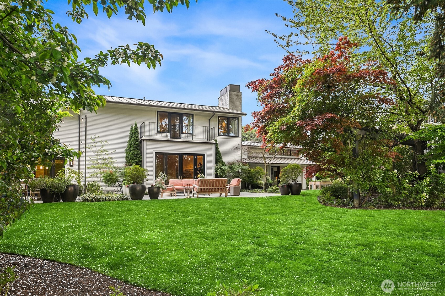 2017 Parkside Drive E