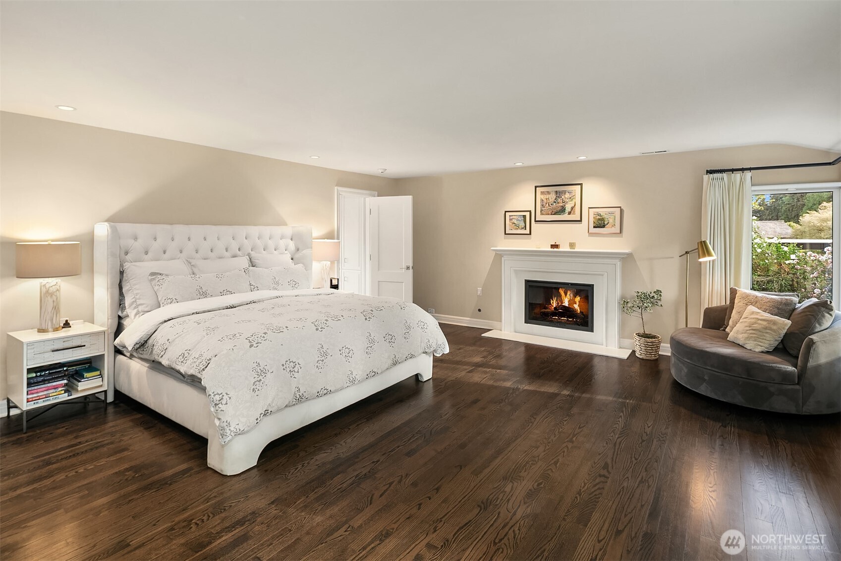 2017 Parkside Drive E