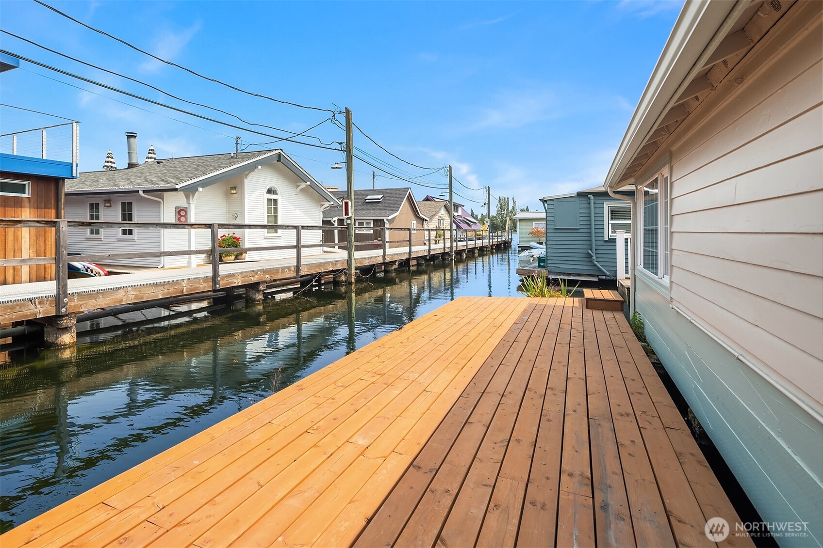 2818 Boyer Avenue E Unit: 8