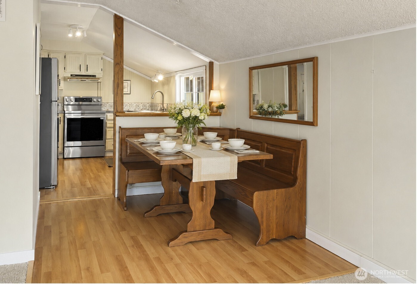 2818 Boyer Avenue E Unit: 8