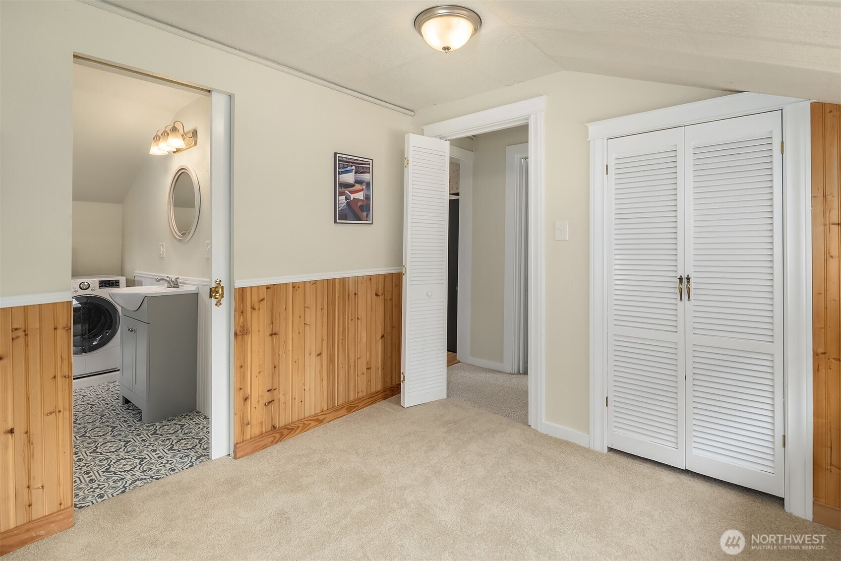 2818 Boyer Avenue E Unit: 8