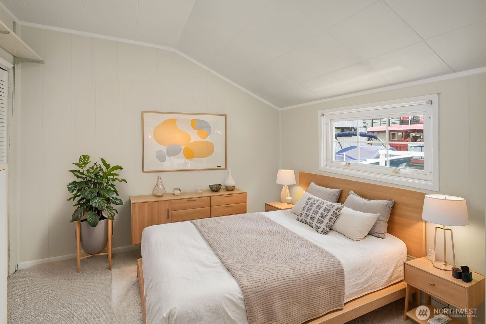 2818 Boyer Avenue E Unit: 8