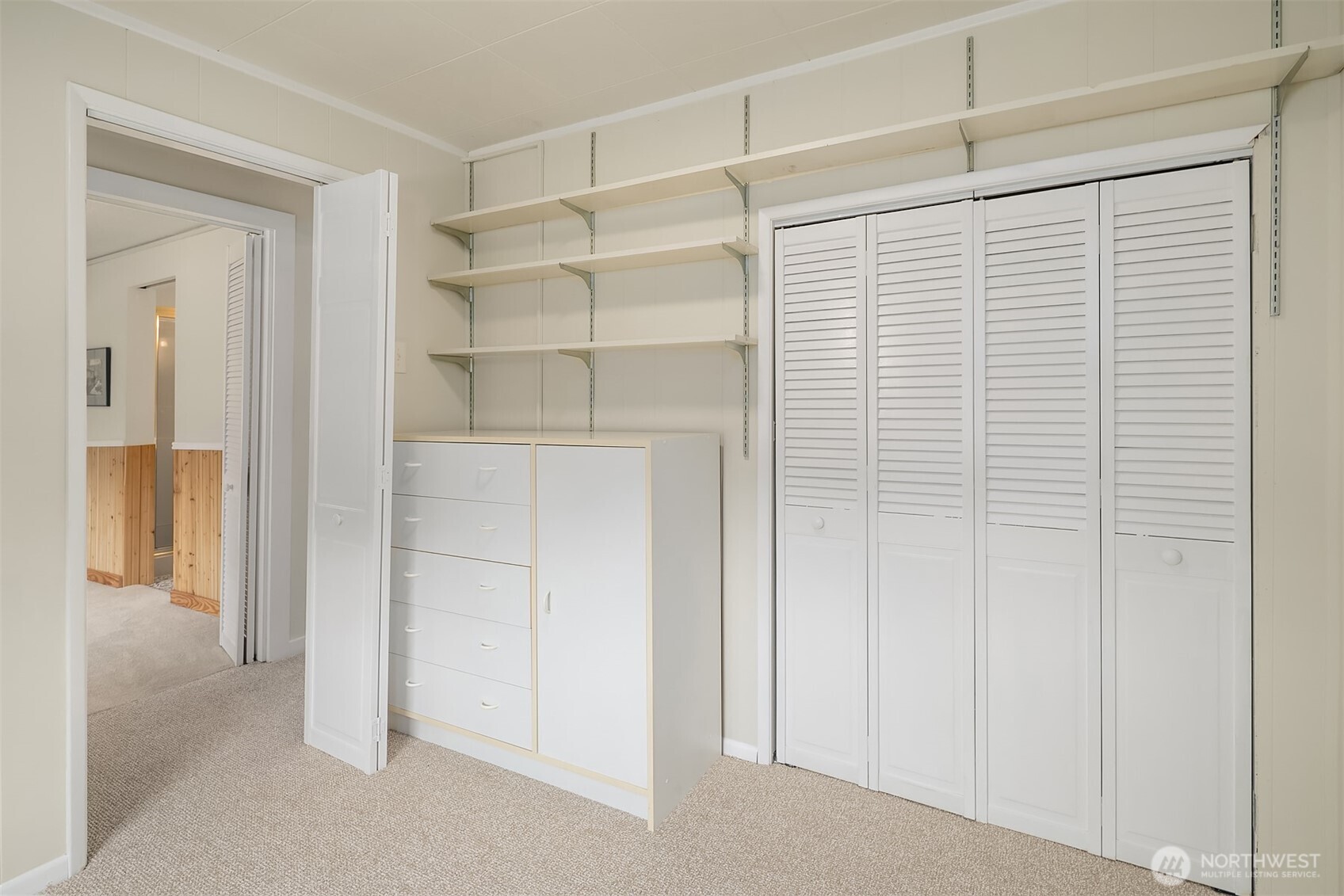 2818 Boyer Avenue E Unit: 8