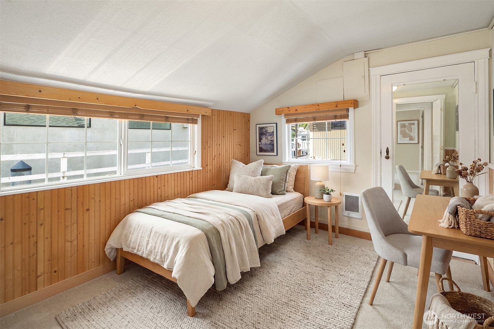 2818 Boyer Avenue E Unit: 8