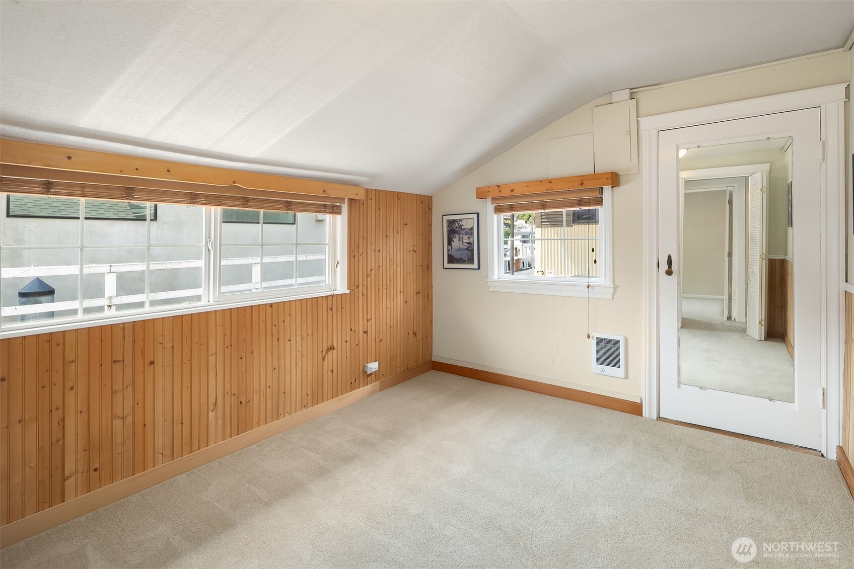 2818 Boyer Avenue E Unit: 8