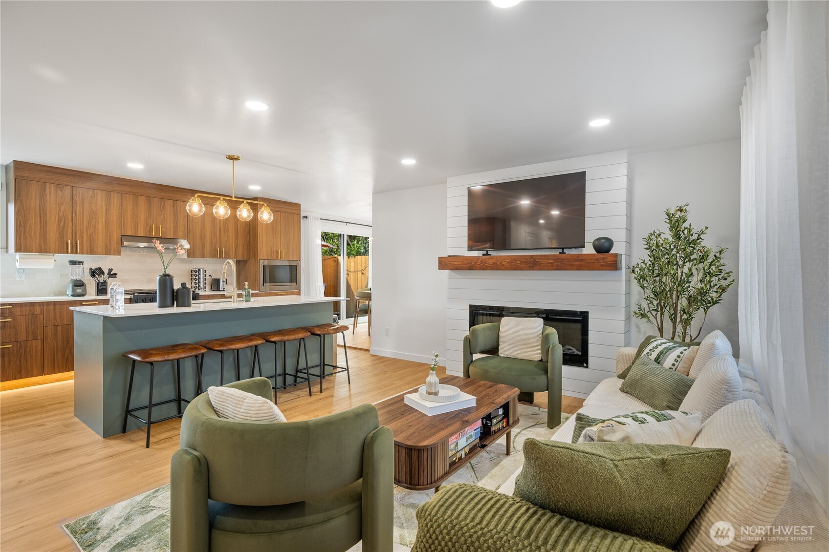 7935 13th Avenue SW Unit: 1