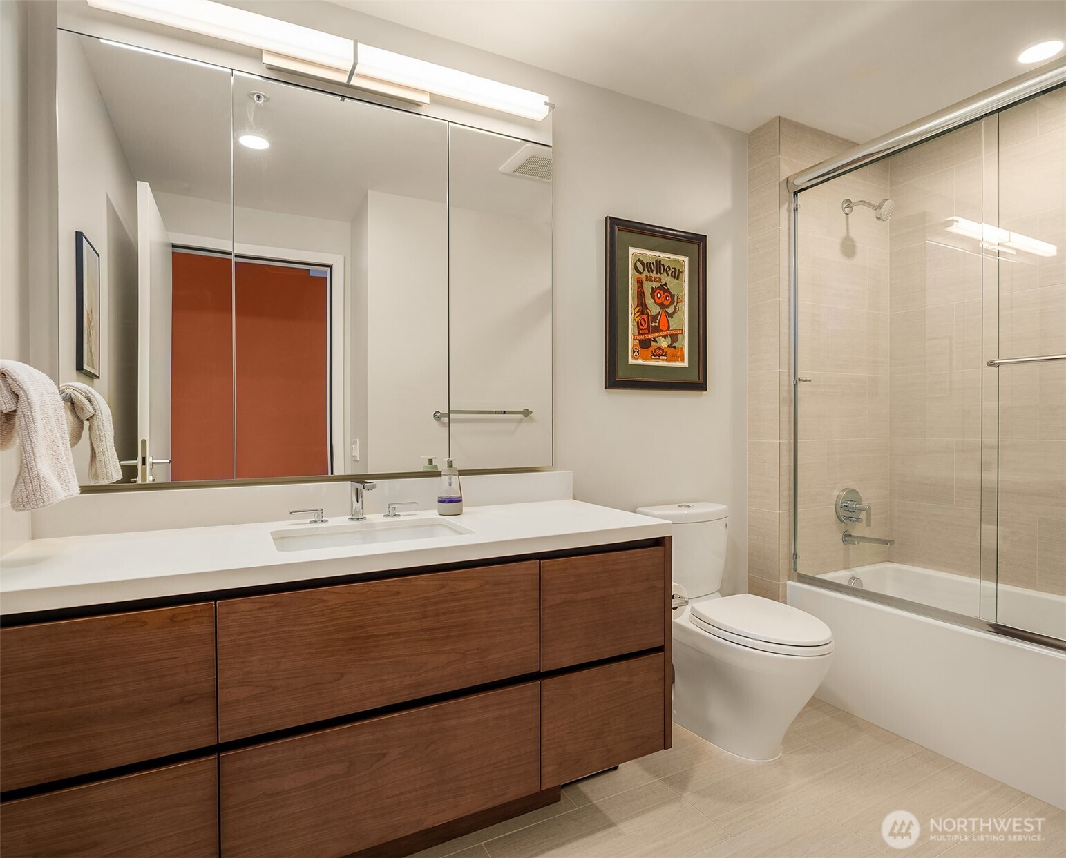 121 Stewart Street Unit: 2501