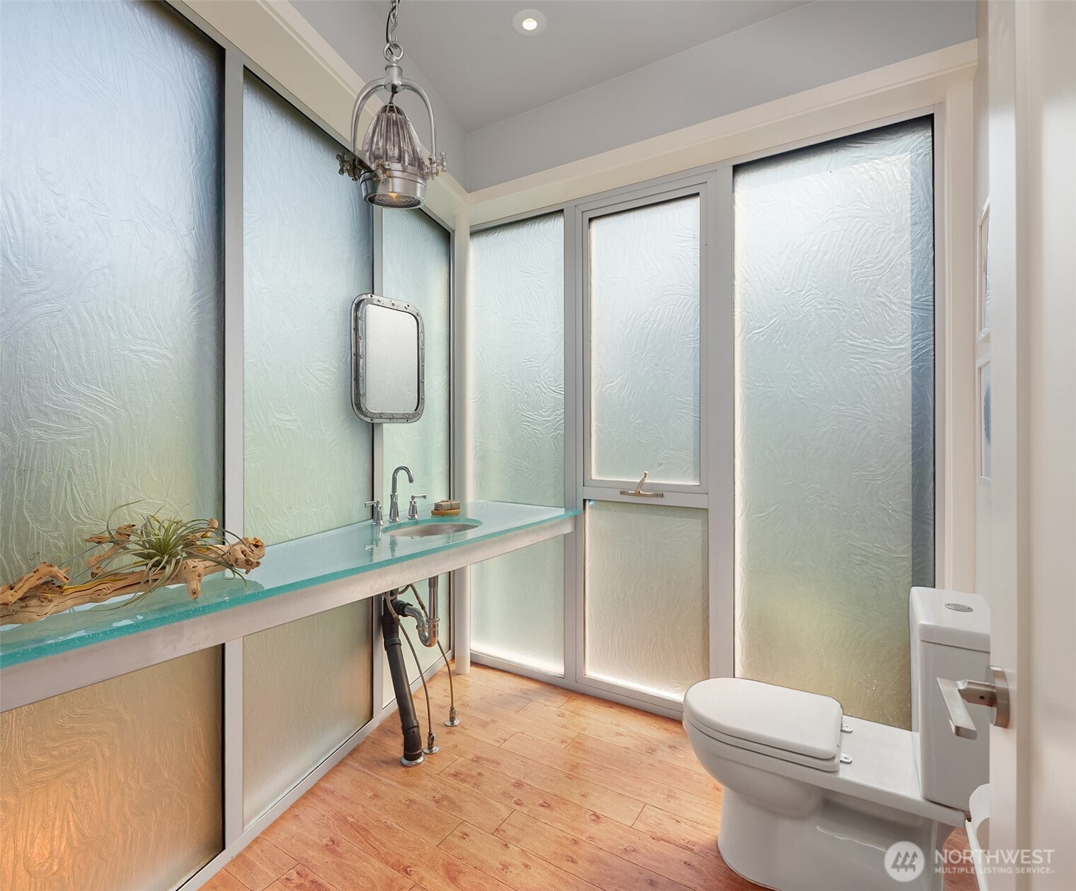2821 Fairview Avenue E Unit: Unit 4