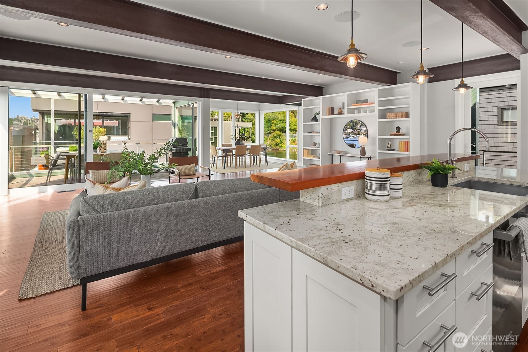 2821 Fairview Avenue E Unit: Unit 4