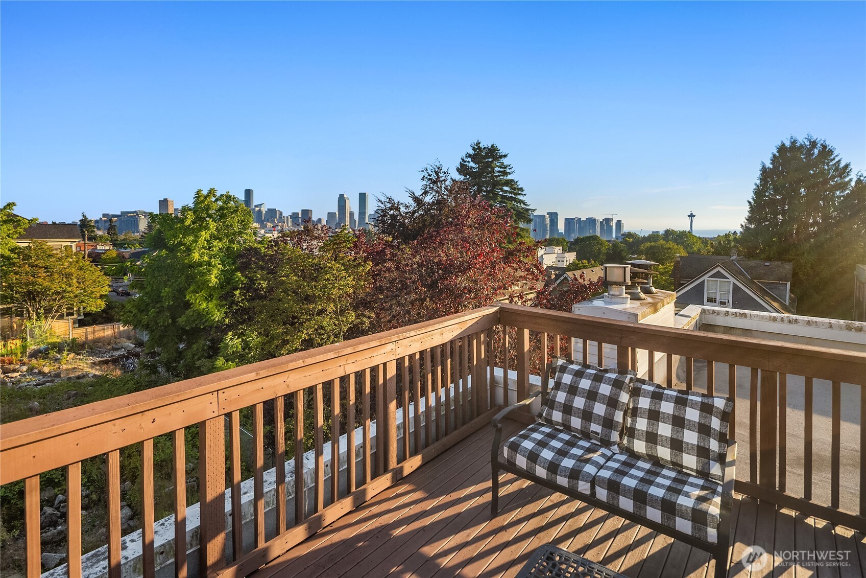 524 12th Avenue E Unit: 301