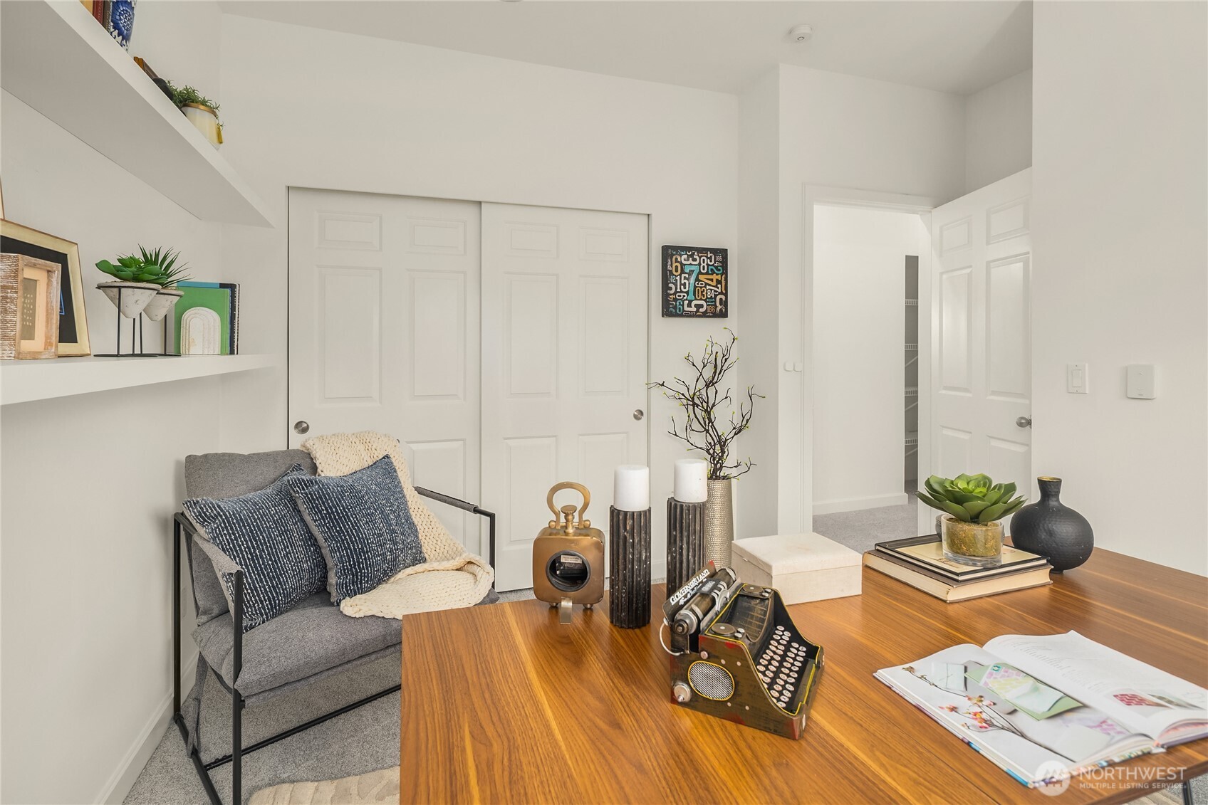 524 12th Avenue E Unit: 301
