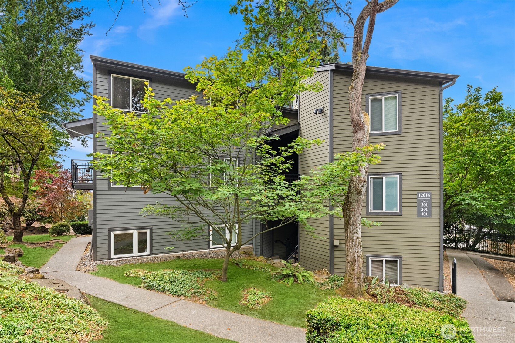 12014 98th Avenue NE Unit: 302