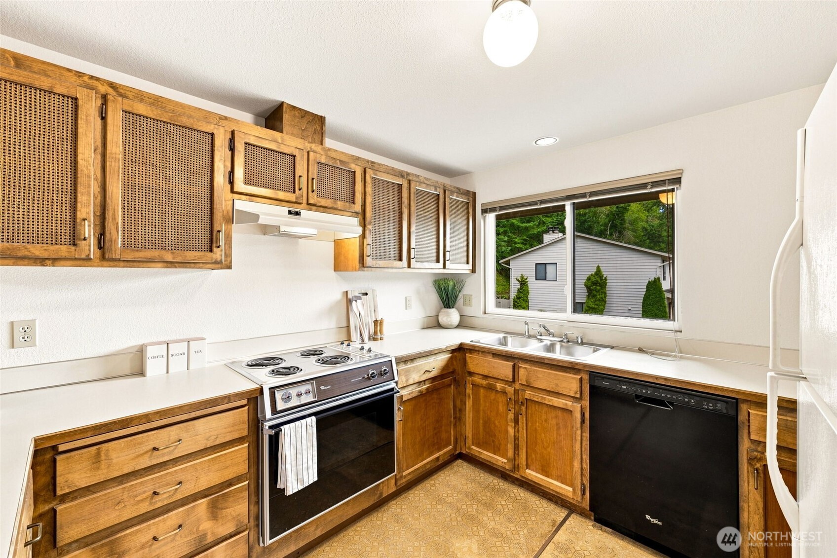 22906 Edmonds Way Unit: 7
