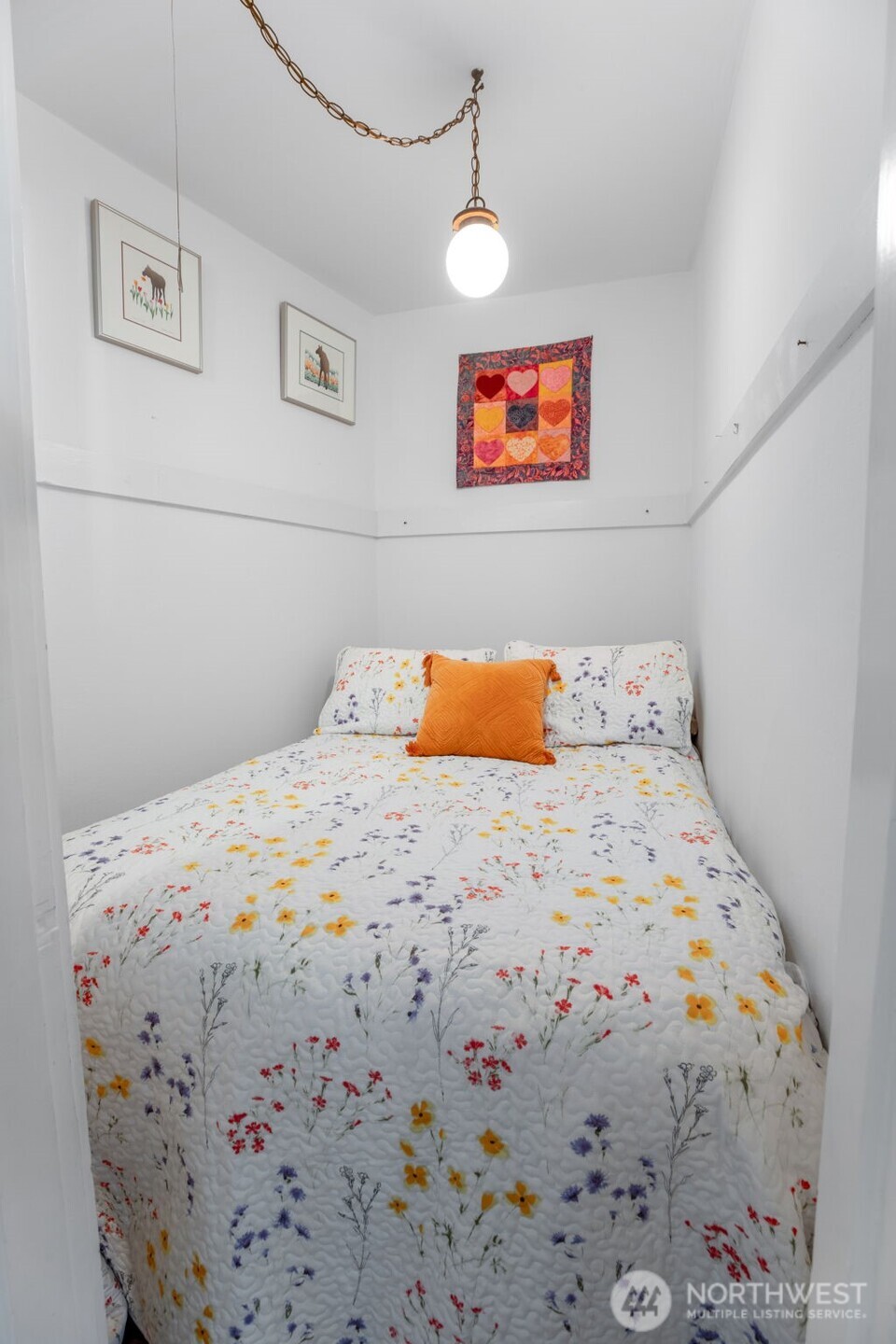1605 E Olive Street Unit: 208