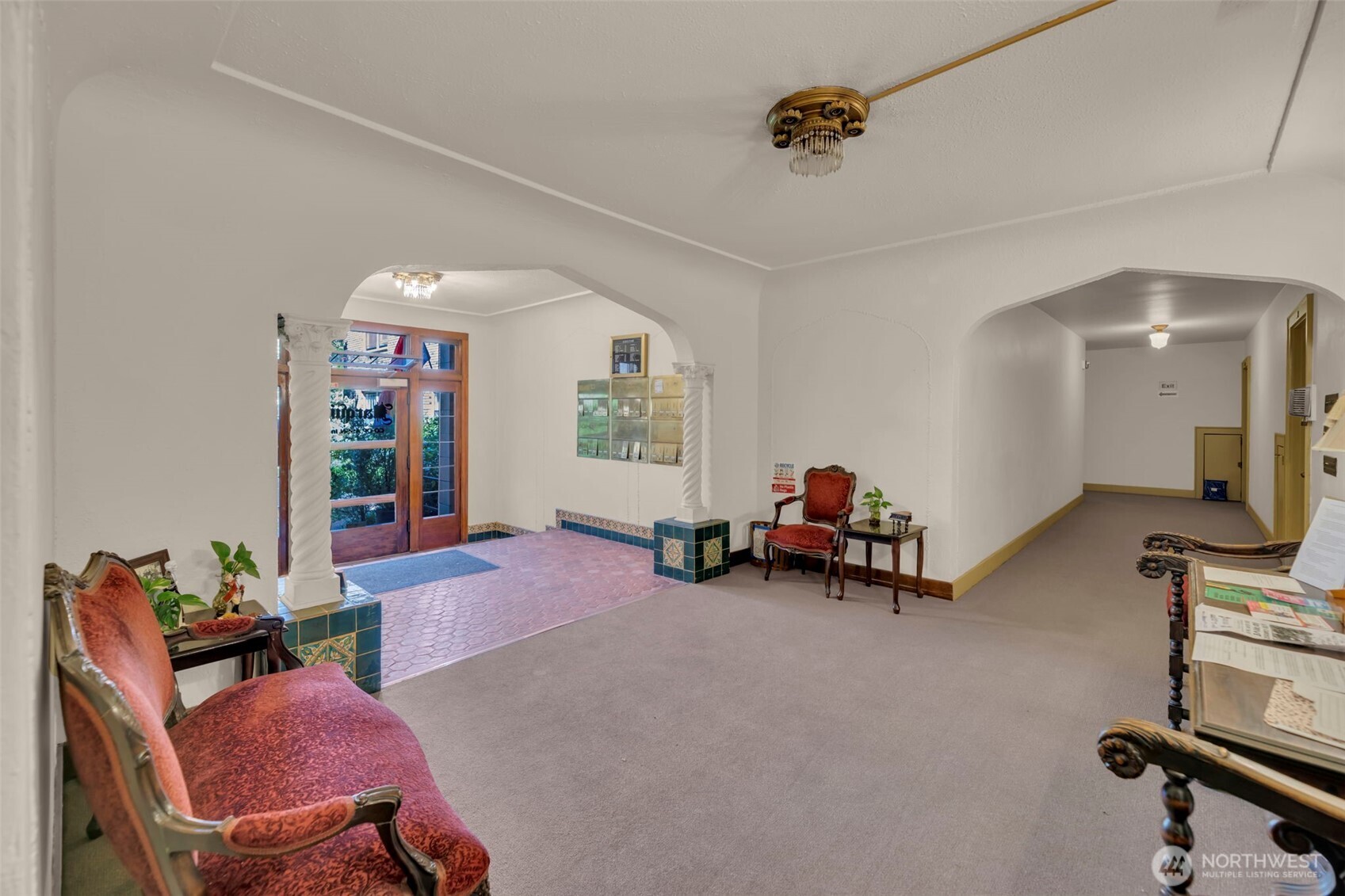 1605 E Olive Street Unit: 208