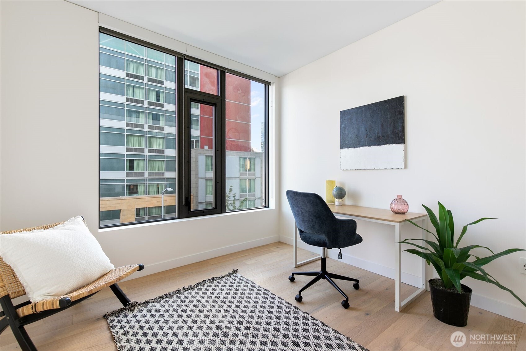 2510 6th Avenue Unit: 408